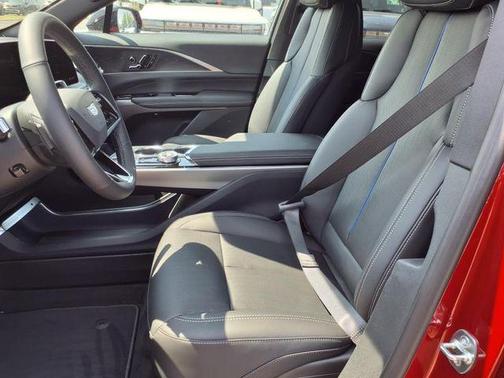 2025 Cadillac LYRIQ Sport w/1SF
