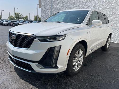 2022 Cadillac XT6 Luxury AWD
