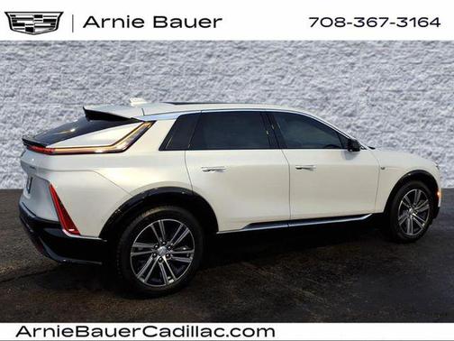 2024 Cadillac LYRIQ Luxury