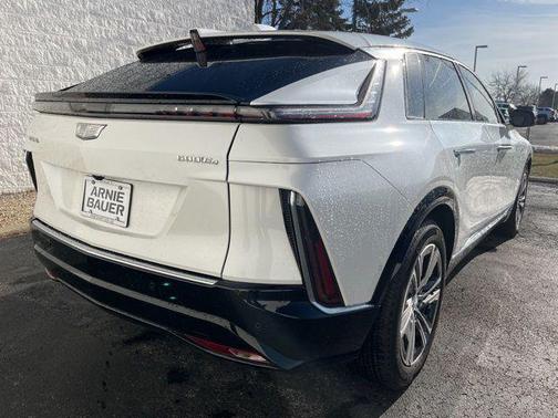 2024 Cadillac LYRIQ Luxury