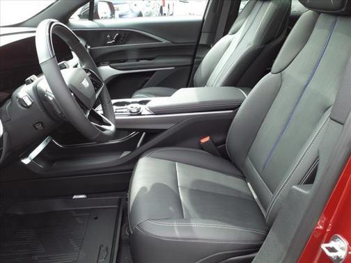2025 Cadillac LYRIQ Luxury w/1SD