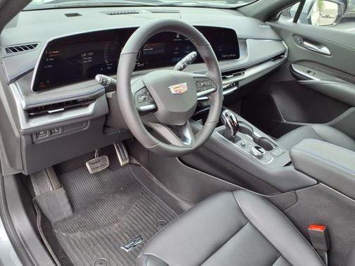 2025 Cadillac XT4 Sport