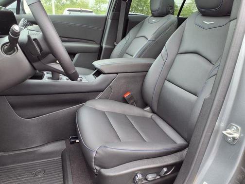 2025 Cadillac XT4 Sport