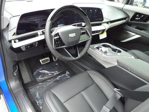 2025 Cadillac OPTIQ Luxury