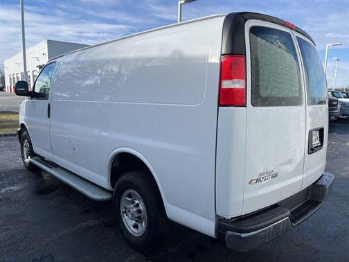 2023 Chevrolet Express 2500 RWD 2500 Regular Wheelbase WT