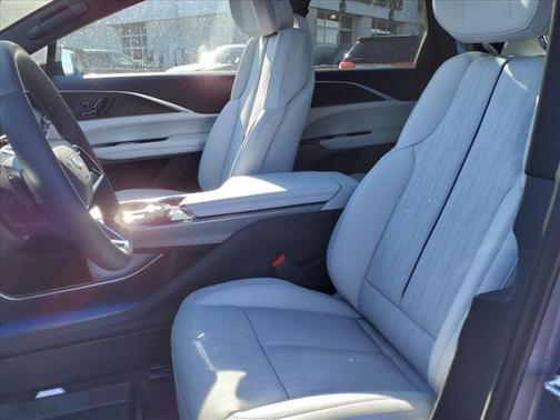 2025 Cadillac LYRIQ Luxury w/1SC