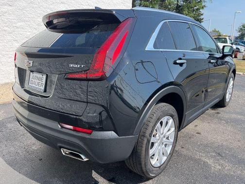 2022 Cadillac XT4 Luxury
