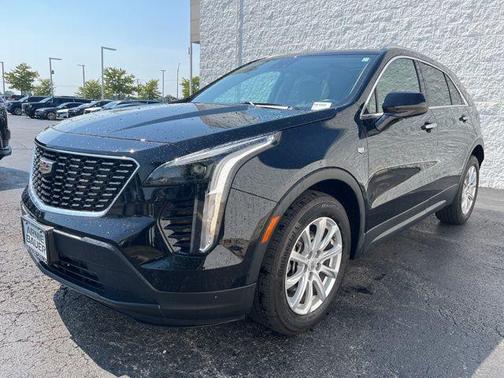 2022 Cadillac XT4 Luxury