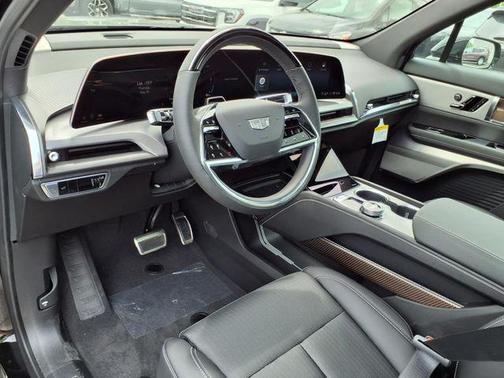 2026 Cadillac VISTIQ Luxury