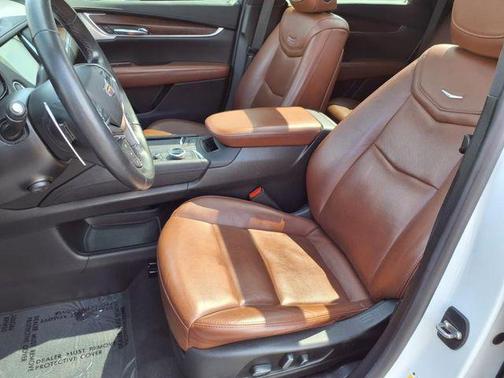 2021 Cadillac XT5 Sport