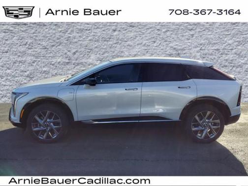 2025 Cadillac OPTIQ Luxury