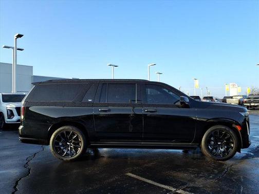 2023 Cadillac Escalade ESV Sport