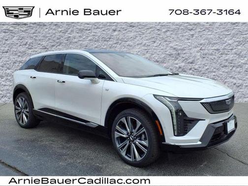 2025 Cadillac OPTIQ Luxury 2 AWD