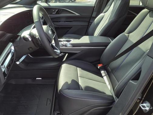 2025 Cadillac LYRIQ Luxury w/1SC