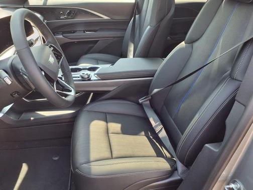 2025 Cadillac LYRIQ Sport w/1SF