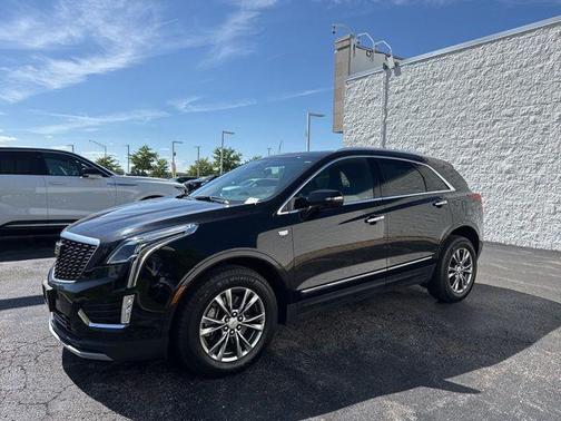 Stellar Black Metallic 2020 Cadillac XT5 Premium Luxury