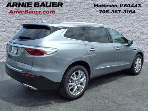 2023 Buick Enclave Essence AWD