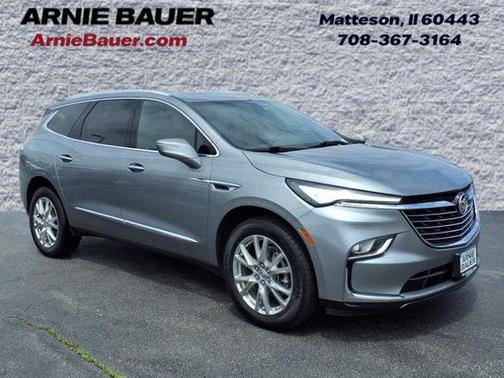 2023 Buick Enclave Essence AWD