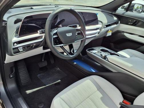 2025 Cadillac LYRIQ Luxury w/1SC