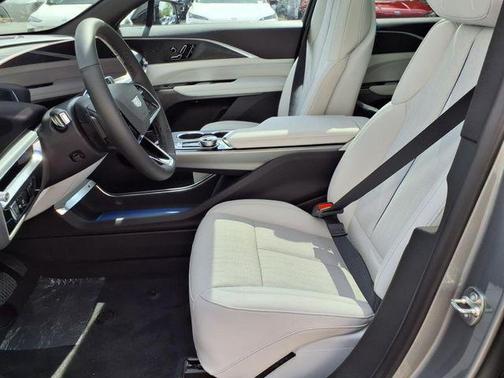 2025 Cadillac LYRIQ Luxury w/1SC