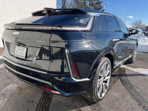 2024 Cadillac LYRIQ Luxury