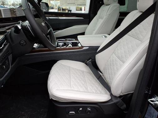 2026 Cadillac Escalade Sport Platinum