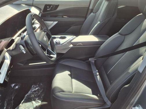 2025 Cadillac OPTIQ Sport 2 AWD