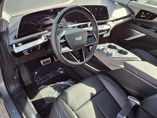 2025 Cadillac OPTIQ Sport 2 AWD