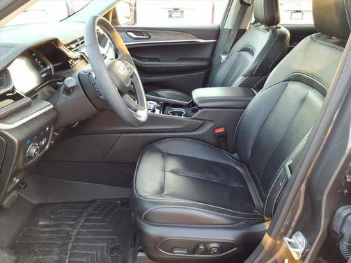 2022 Jeep Grand Cherokee 4xe Base