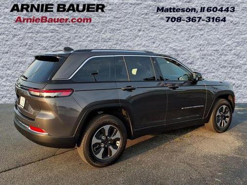 2022 Jeep Grand Cherokee 4xe Base