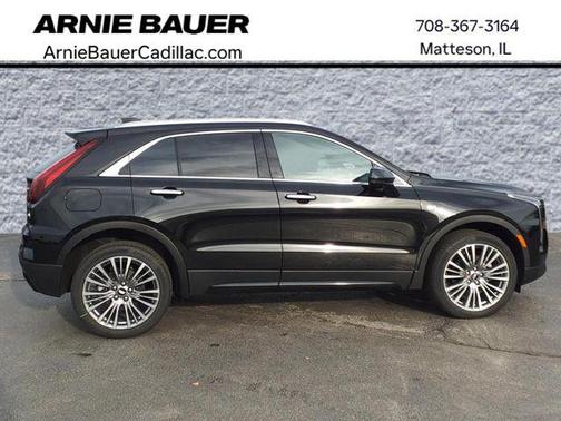 2025 Cadillac XT4 Premium Luxury