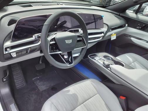 2025 Cadillac LYRIQ Luxury w/1SC