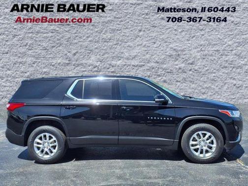 2021 Chevrolet Traverse LT Cloth