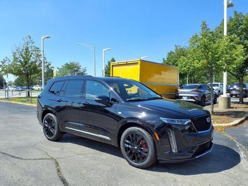 2025 Cadillac XT6 Sport AWD