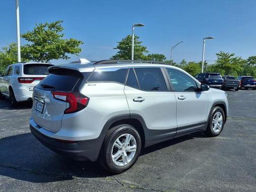 2022 GMC Terrain SLE