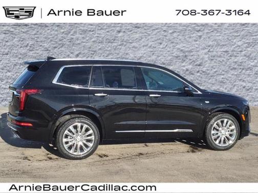 2025 Cadillac XT6 Premium Luxury AWD