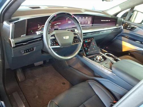 2025 Cadillac Escalade IQ Sport 2