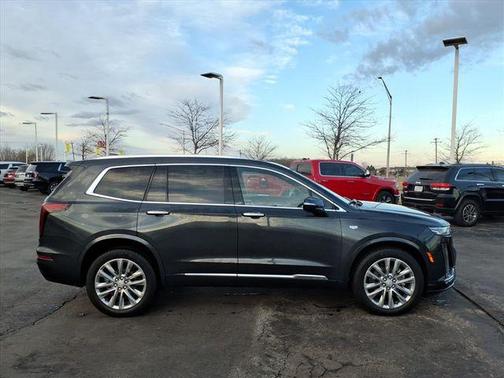 2023 Cadillac XT6 Premium Luxury AWD