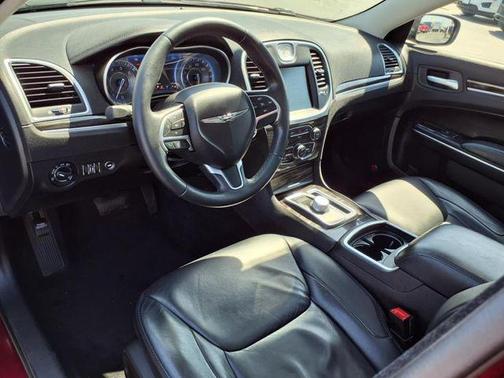 2015 Chrysler 300 Limited