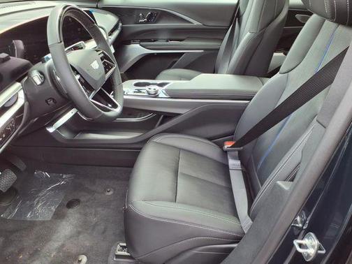 2025 Cadillac LYRIQ Luxury w/1SD