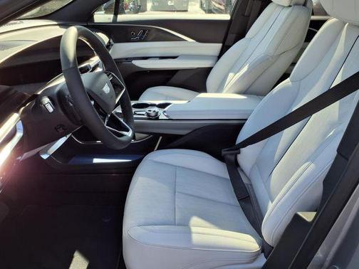2025 Cadillac LYRIQ Sport w/1SF