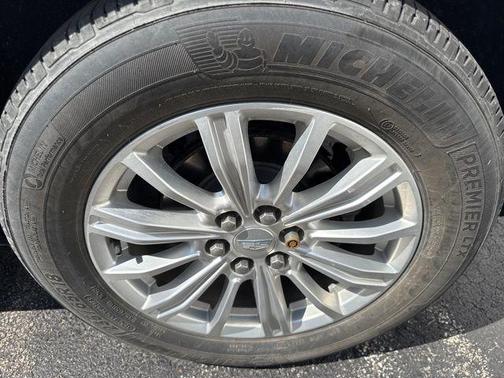 2018 Cadillac XT5 Base