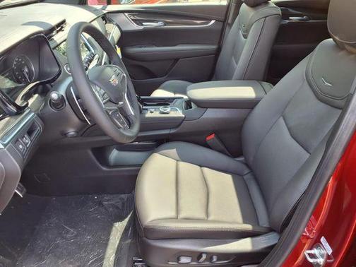 2025 Cadillac XT5 Sport