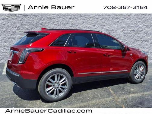 2025 Cadillac XT5 Sport