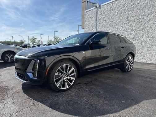 Stellar Black Metallic 2025 Cadillac LYRIQ Luxury