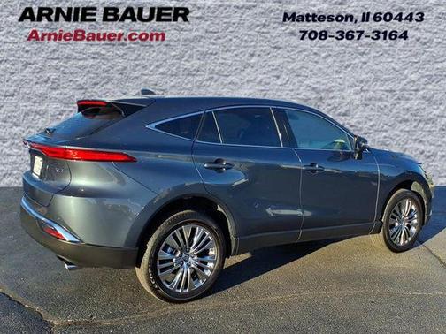 2023 Toyota Venza XLE