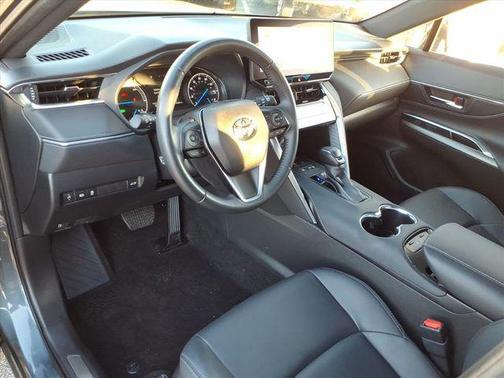 2023 Toyota Venza XLE