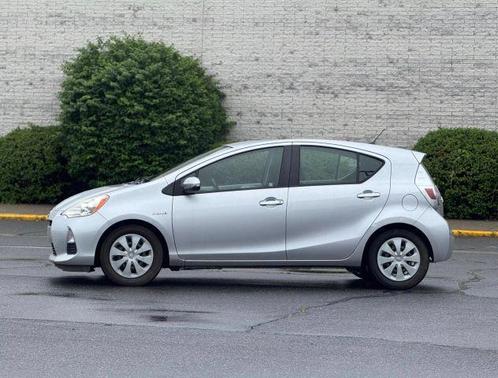 2013 Toyota Prius c Two