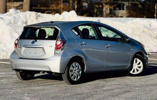 2013 Toyota Prius c Two
