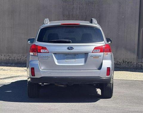 2010 Subaru Outback 2.5i Premium
